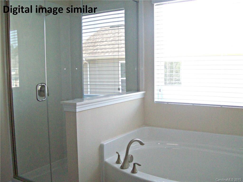 9221 Inverness Bay Road Charlotte, NC 28278 - Photo 17 of 24 Gallery Image 17