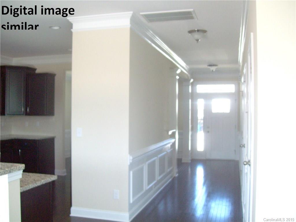 9221 Inverness Bay Road Charlotte, NC 28278 - Photo 3 of 24 Gallery Image 3