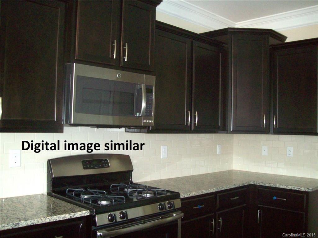 9221 Inverness Bay Road Charlotte, NC 28278 - Photo 4 of 24 Gallery Image 4
