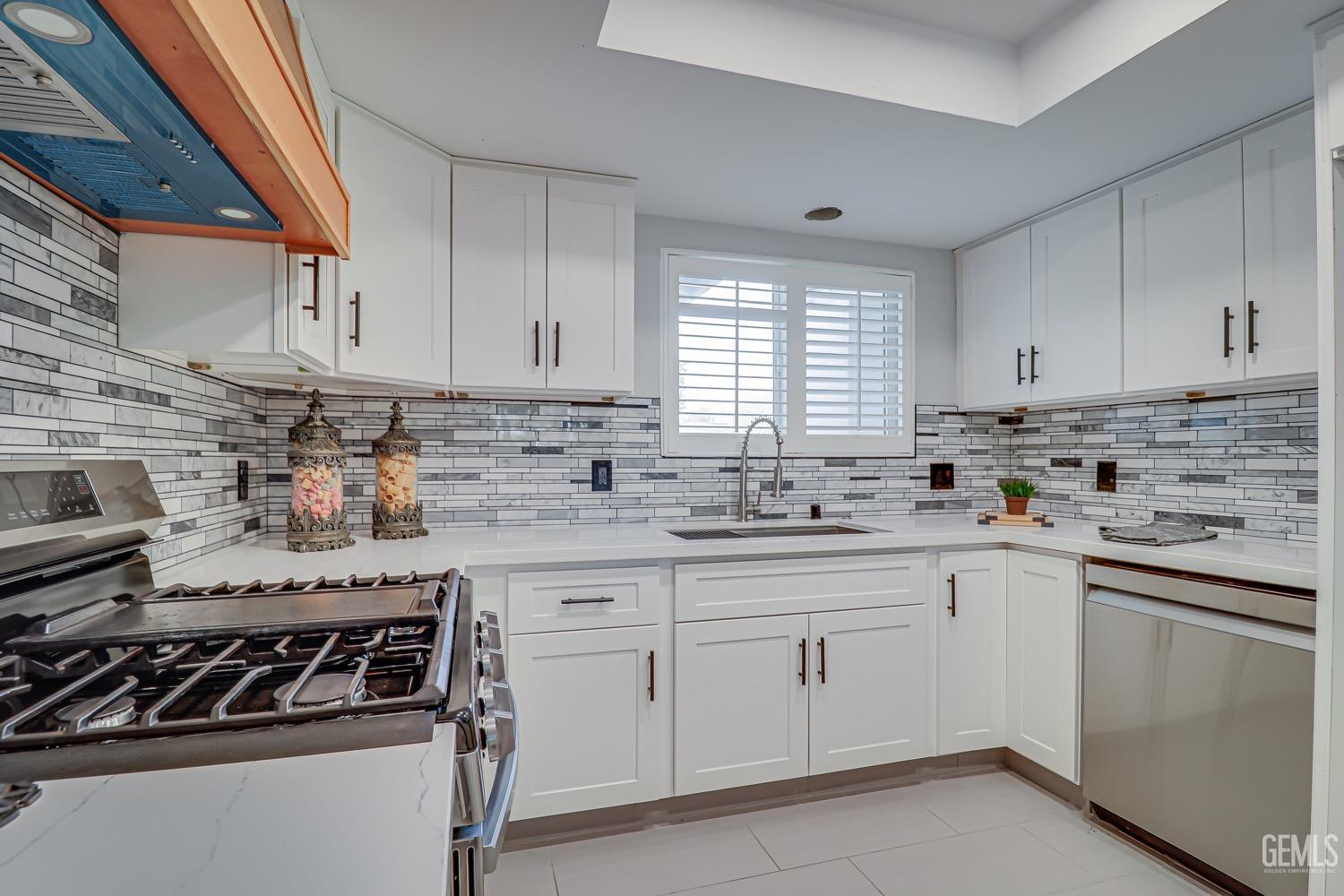 Undisclosed Address Bakersfield, CA 93309 - Photo 14 of 34