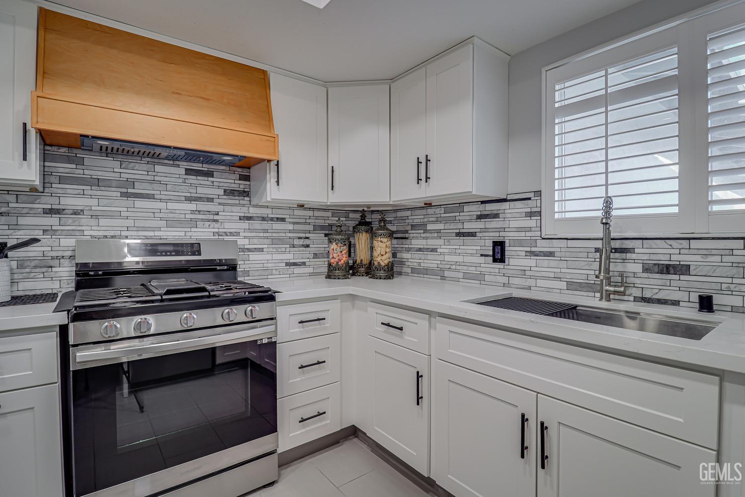 Undisclosed Address Bakersfield, CA 93309 - Photo 15 of 34