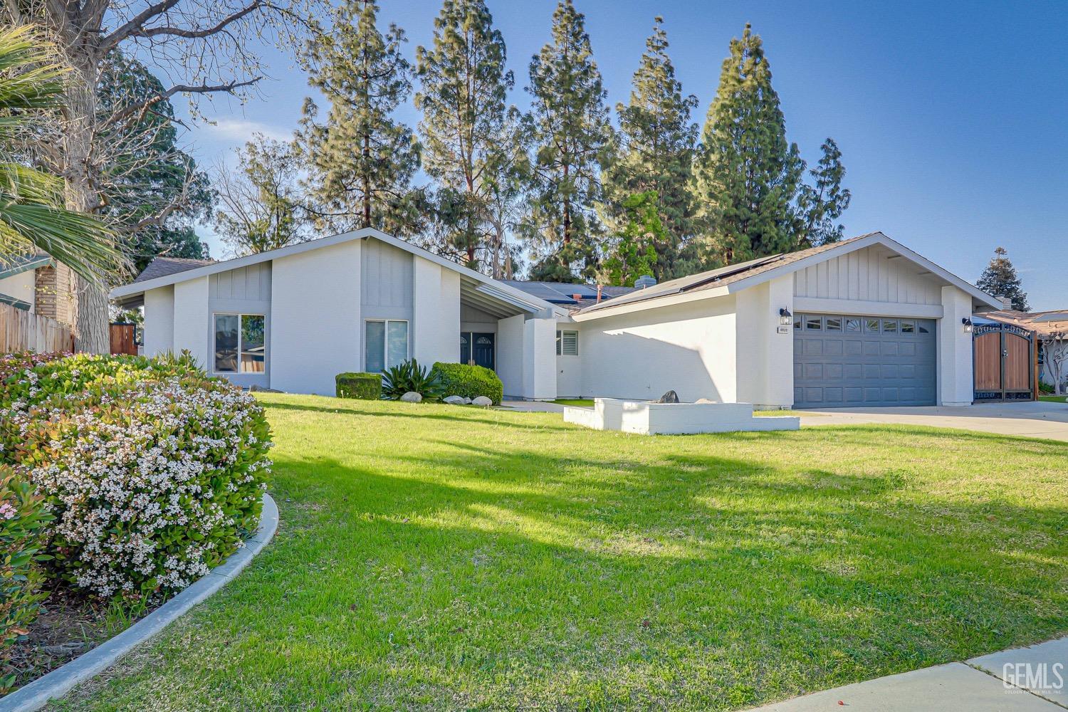 Undisclosed Address Bakersfield, CA 93309 - Photo 2 of 34