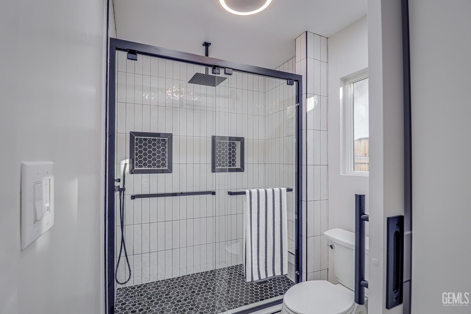 Undisclosed Address Bakersfield, CA 93309 - Photo 26 of 34