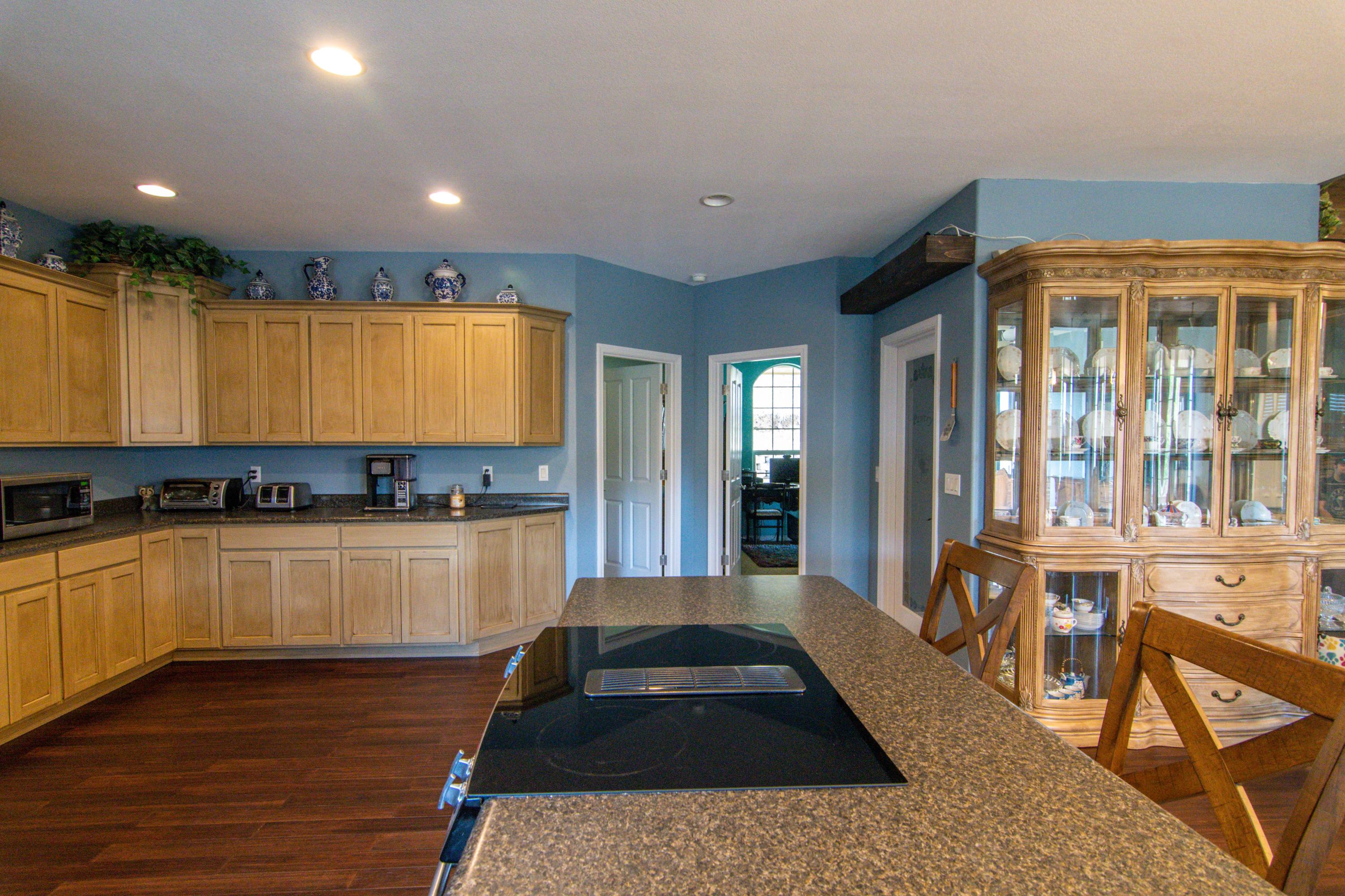 261 Keen Road Grants Pass, OR 97527 - Photo 10 of 36 Keen Rd-17