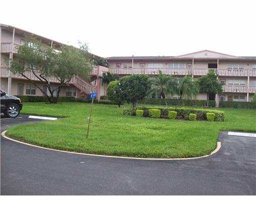 347 Mansfield I, Unit 347 Boca Raton, FL 33434 - Photo 1 of 10 Primary Photo