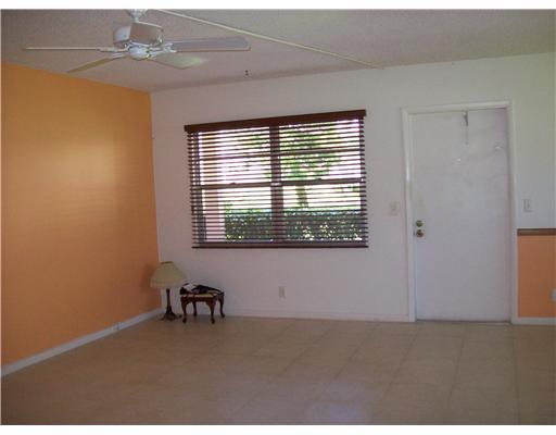347 Mansfield I, Unit 347 Boca Raton, FL 33434 - Photo 5 of 10 Additional Photo
