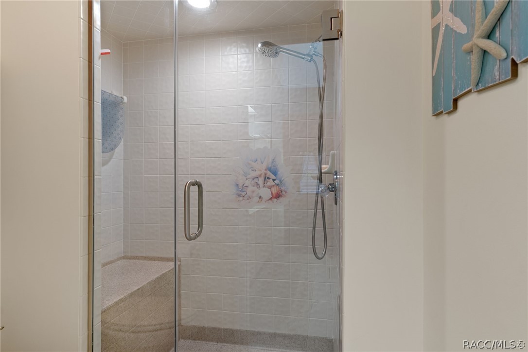 1504 North Foxboro Loop Crystal River, FL 34429 - Photo 22 of 52 Primary easy access shower