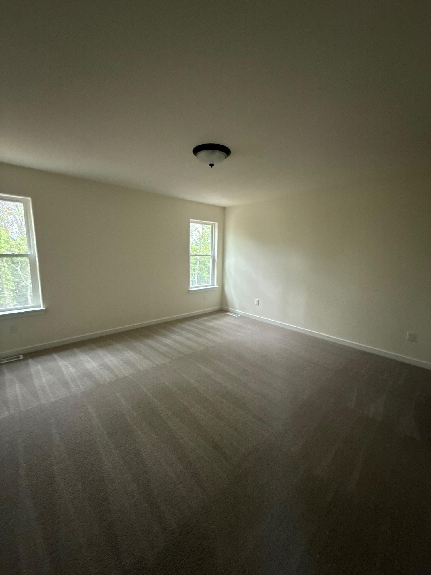 502 Golf Drive Jefferson, WI 53549 - Photo 8 of 10 mobile-photo (28)