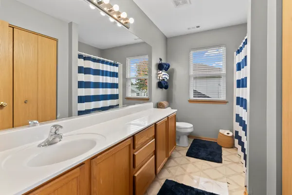 $410,000 | 1896 Sedgegrass Trail, Aurora, IL 60504