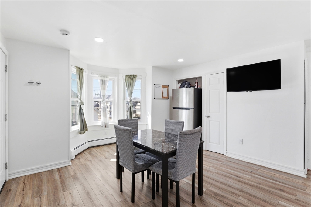 477 Palmer Street Fall River, MA 02721 - Photo 19 of 31