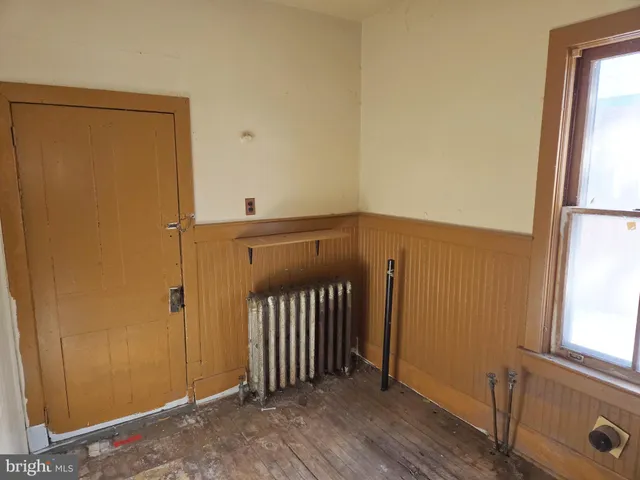 $175,000 | 235 St Mary Street, Burlington, NJ 08016