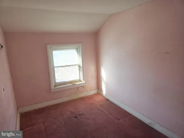 $175,000 | 235 St Mary Street, Burlington, NJ 08016