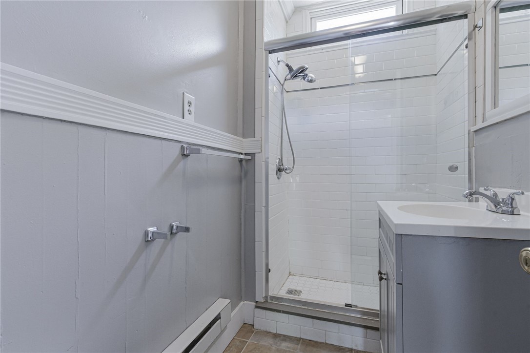 428 9th Avenue Woonsocket, RI 02895 - Photo 5 of 50
