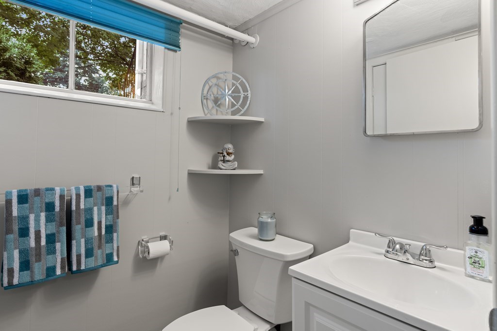 21 Red Coat Road Framingham, MA 01701 - Photo 27 of 34 Gallery Image 27