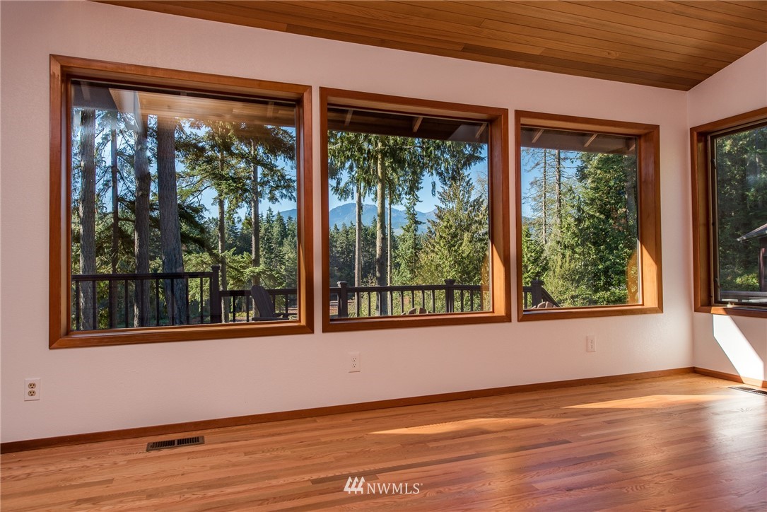 513 Walker Valley Road Port Angeles, WA 98362 - Photo 11 of 25