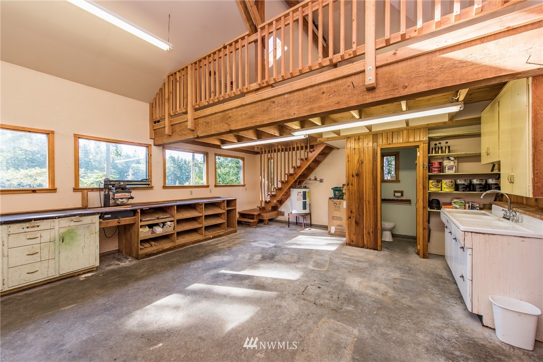 513 Walker Valley Road Port Angeles, WA 98362 - Photo 17 of 25