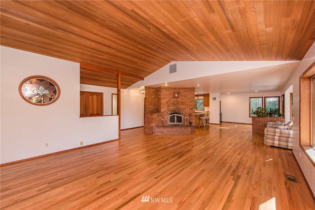 513 Walker Valley Road Port Angeles, WA 98362 - Photo 5 of 25
