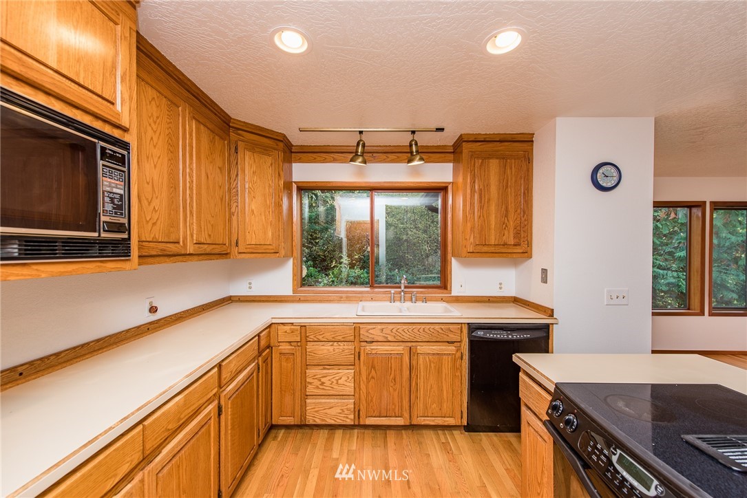 513 Walker Valley Road Port Angeles, WA 98362 - Photo 7 of 25