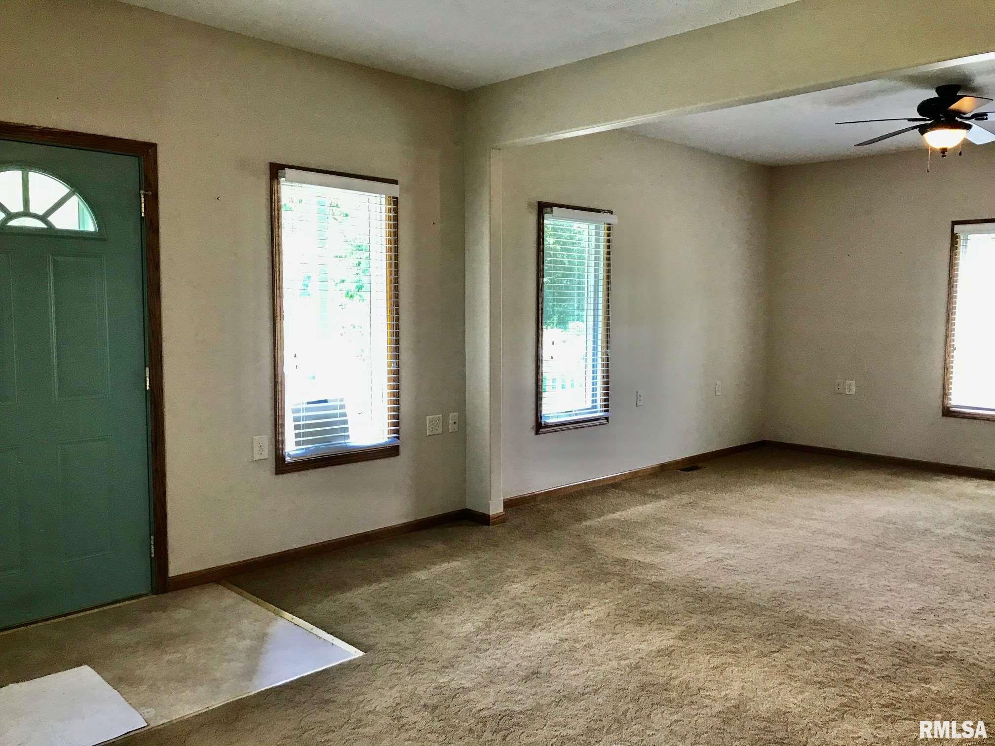 1121 South 13th Street Springfield, IL 62703 - Photo 5 of 23