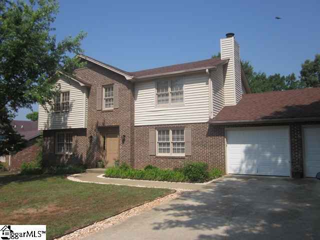 706 Brooks Road Mauldin, SC 29662 - Photo 1 of 18 Gallery Image 1