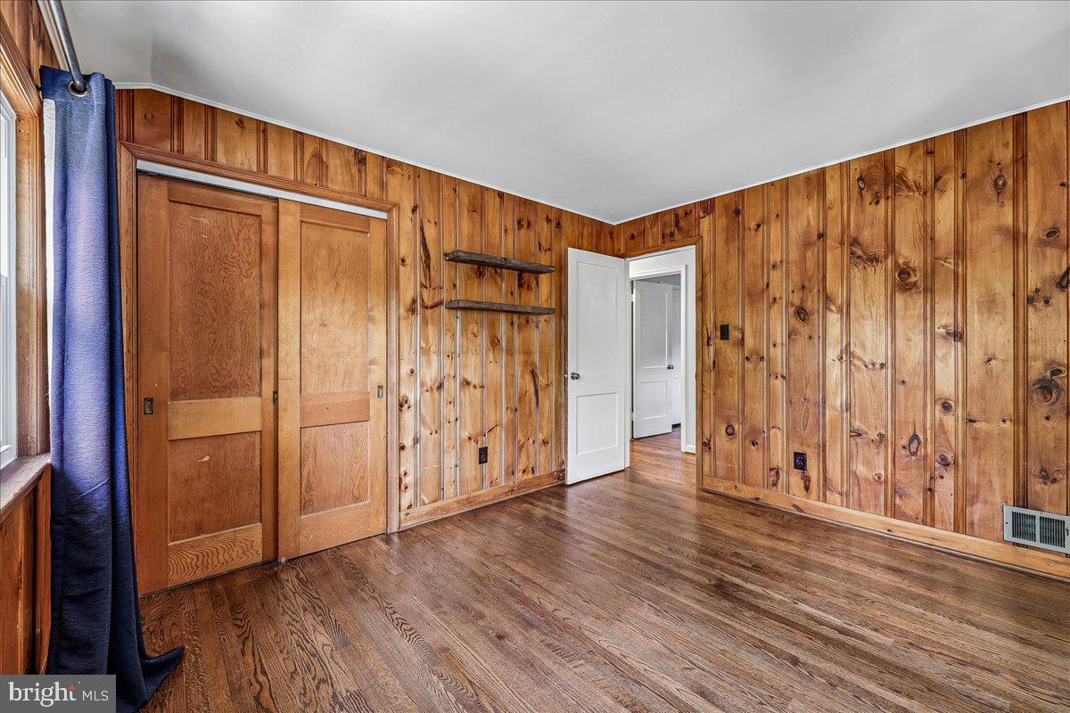 8109 Bainbridge Road Alexandria, VA 22308 - Photo 15 of 21