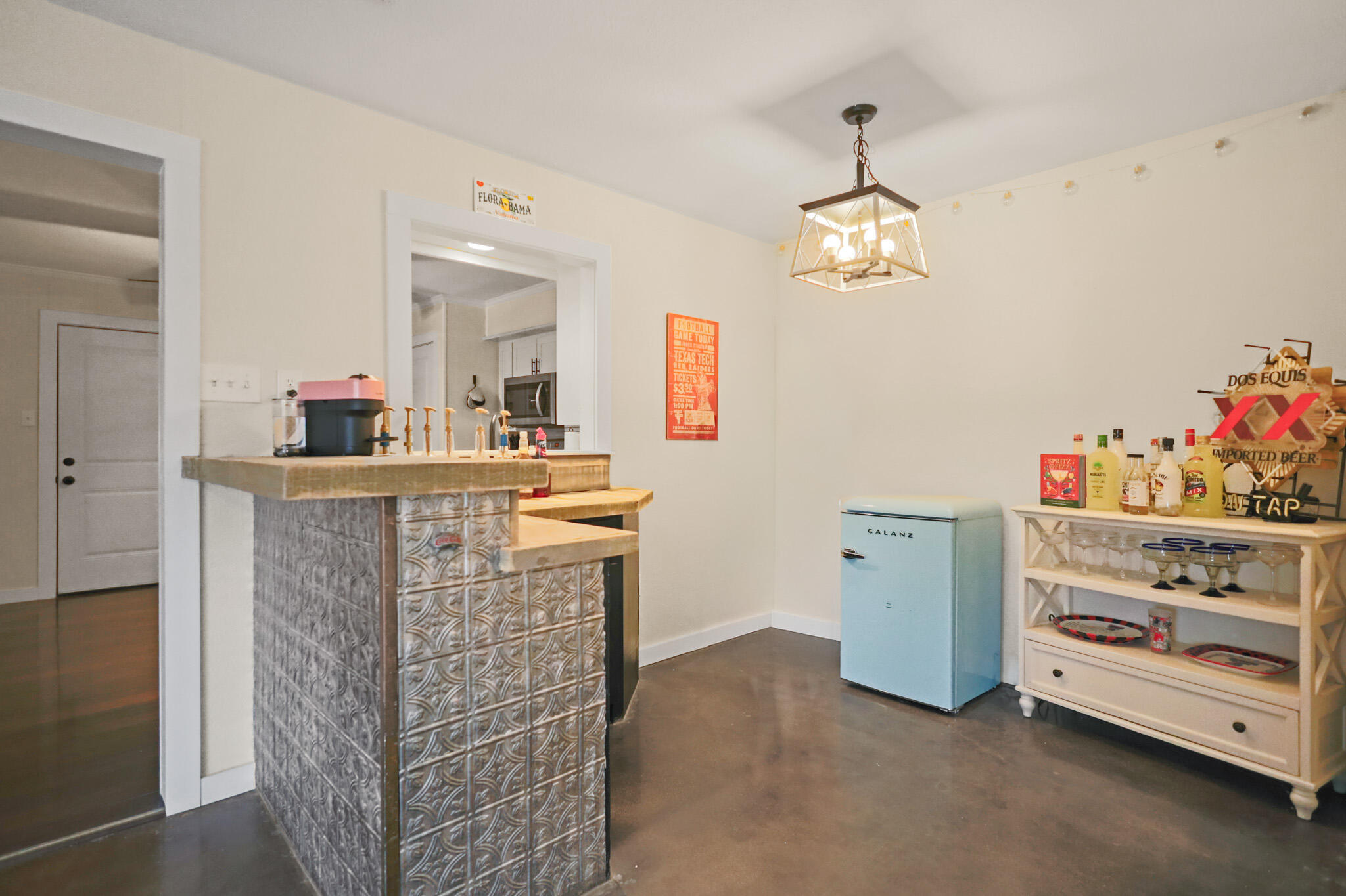 4302 42nd Street Lubbock, TX 79413 - Photo 28 of 67 Dry Bar