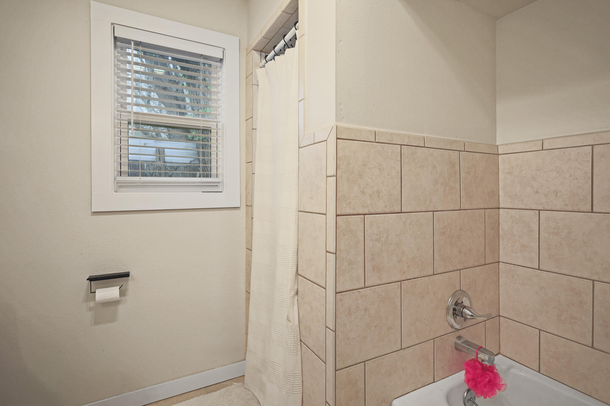 4302 42nd Street Lubbock, TX 79413 - Photo 38 of 67 Primary Bathroom