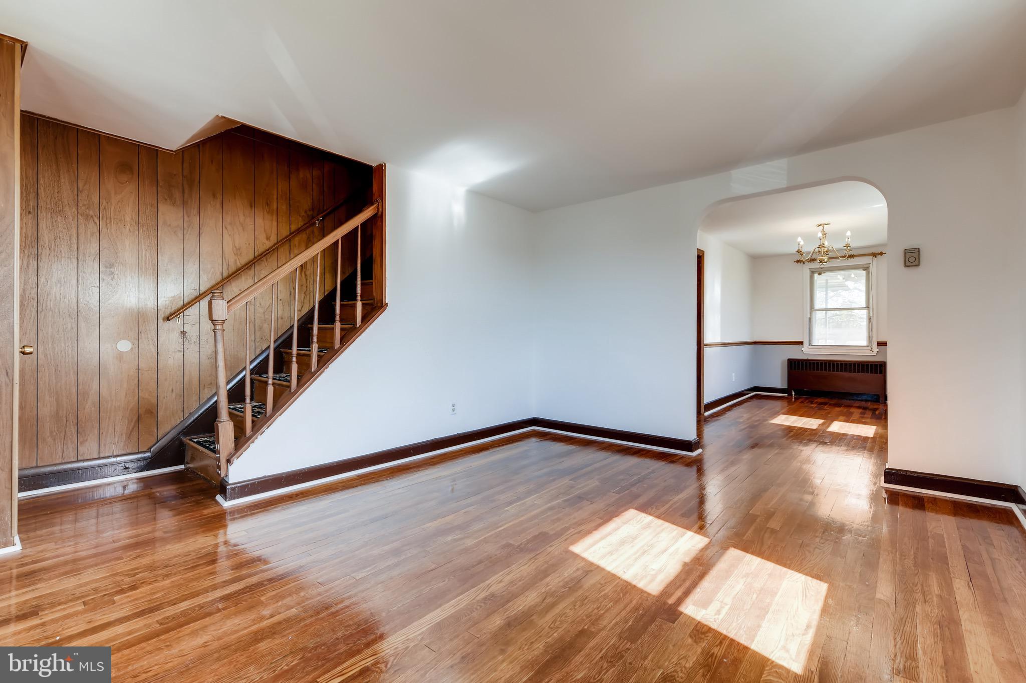 3507 Clarenell Road Baltimore, MD 21229 - Photo 5 of 28 Great hardwood floors throughout.