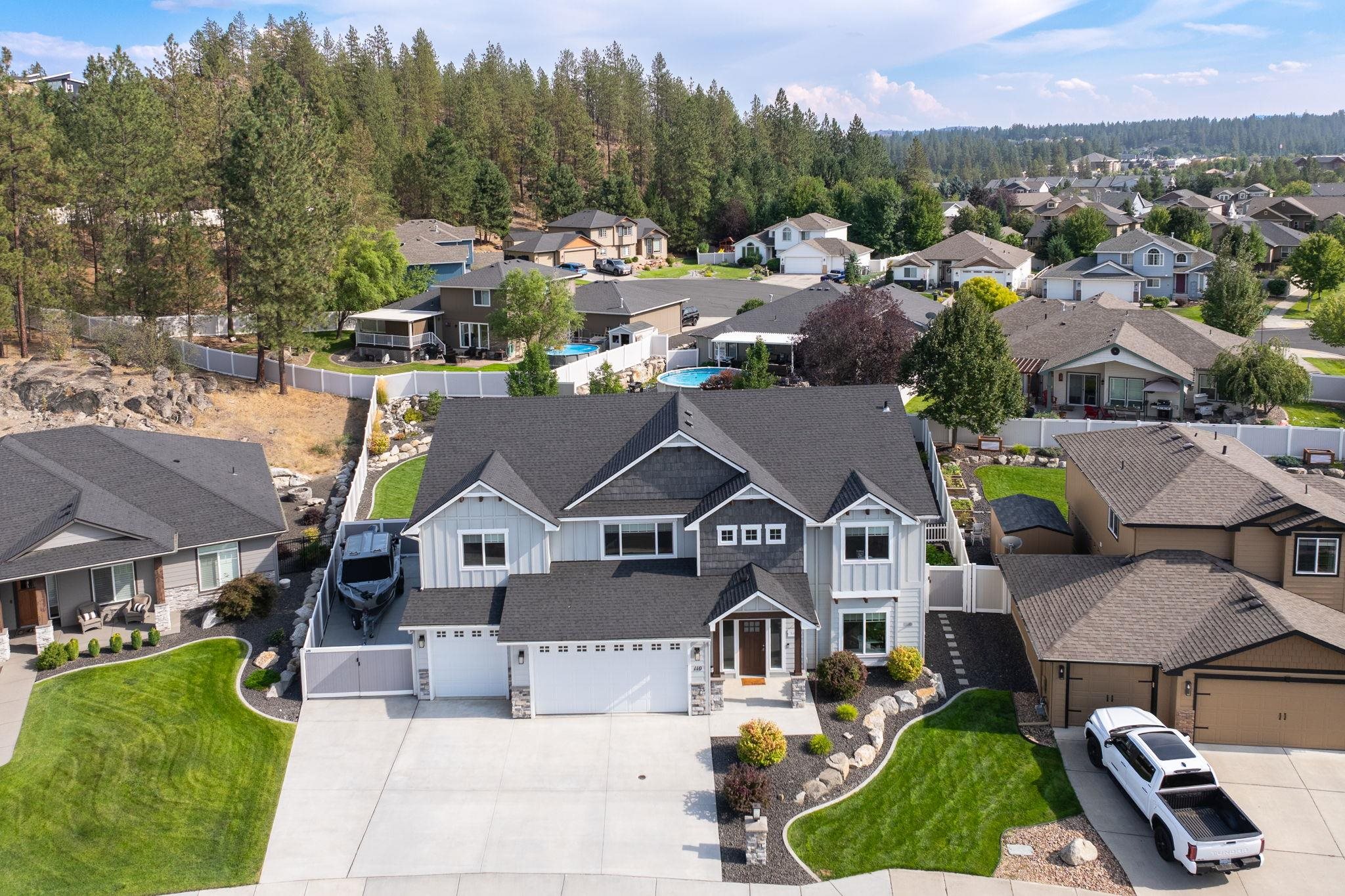 110 East Sapphire Lane Spokane, WA 99208 - Photo 2 of 50