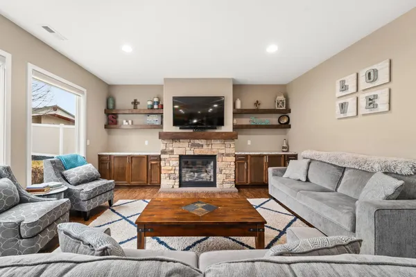 $874,900 | 110 East Sapphire Lane, Spokane, WA 99208