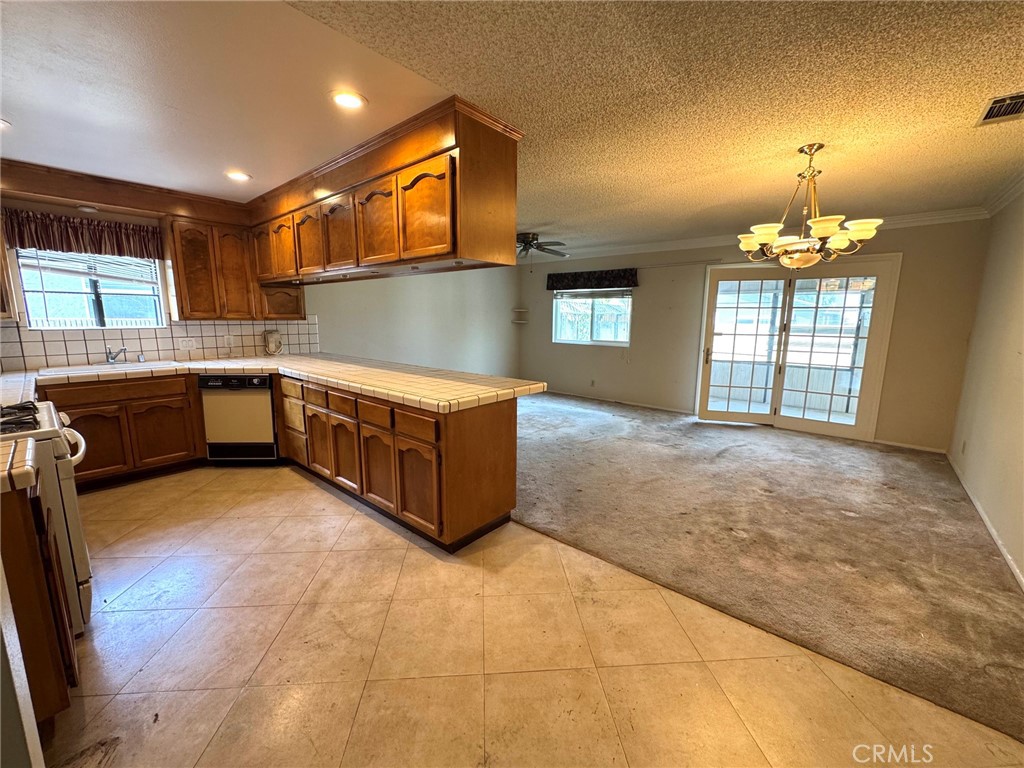 405 South Bluff Road Montebello, CA 90640 - Photo 8 of 18