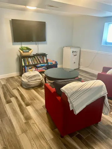 $3,600 | 751 Ocean Boulevard, Hampton, NH 03842