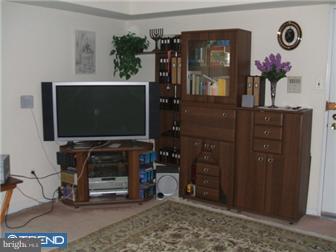 809 Red Lion Road, Unit B12 Philadelphia, PA 19115 - Photo 3 of 11