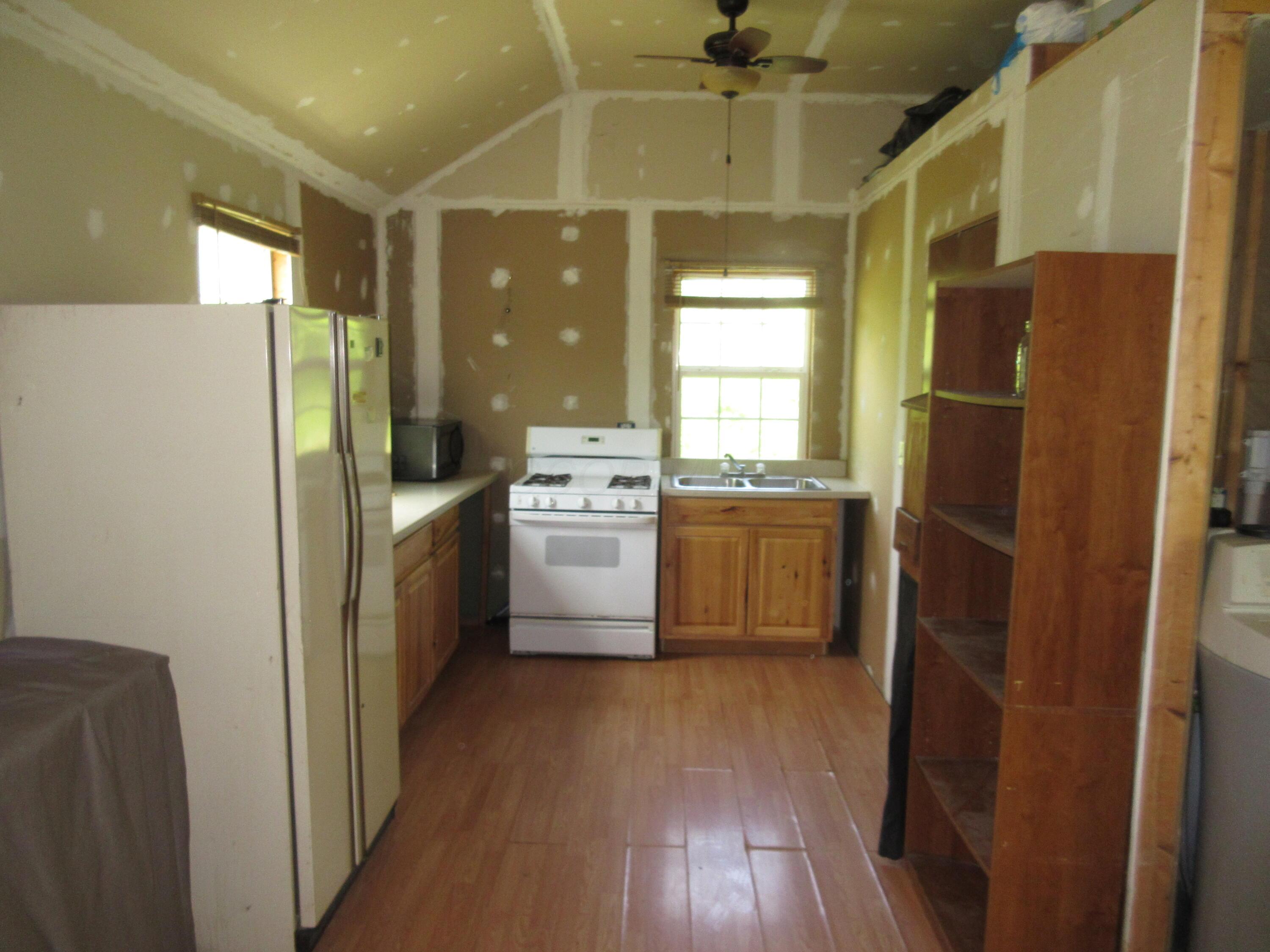 6800 Center Road Philo, OH 43771 - Photo 9 of 29 IMG_9050