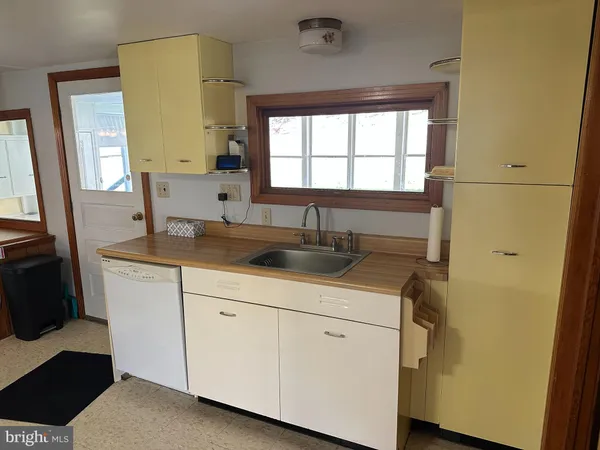 $196,000 | 2470 Bald Eagle Pike, Tyrone, PA 16686