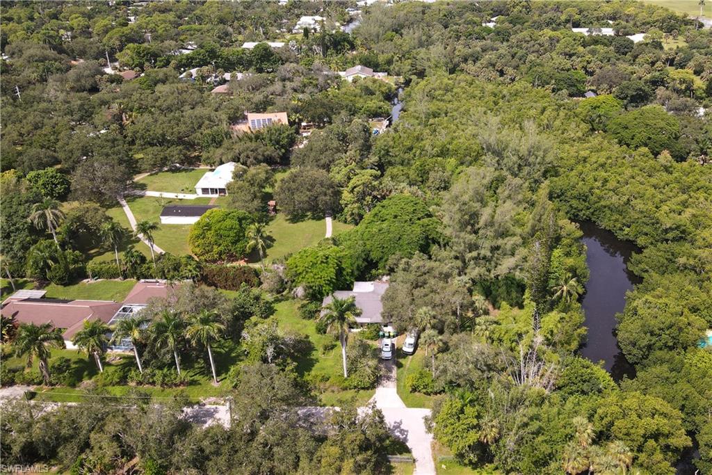 1063 Shadowlawn Drive Naples, FL 34104 - Photo 8 of 20