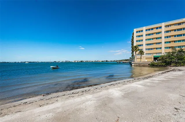 $415,000 | 100 Bluff View Drive, Unit 505C, Belleair Bluffs, FL 33770