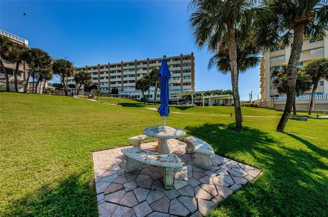 $415,000 | 100 Bluff View Drive, Unit 505C, Belleair Bluffs, FL 33770