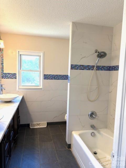 5376 Rhoney Road Connelly Springs, NC 28612 - Photo 13 of 21 a bathroom with a bathtub and a window