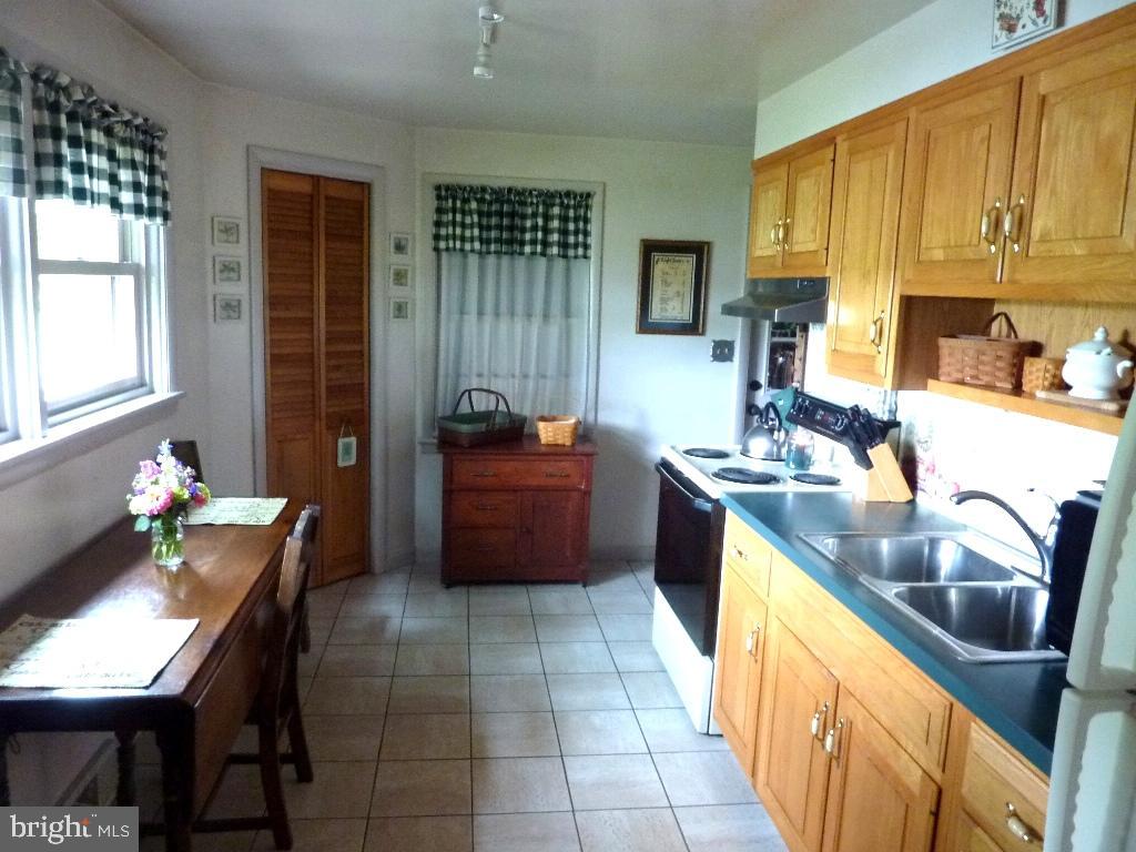 2832 Kissel Hill Road Lancaster, PA 17601 - Photo 14 of 34 Gallery Image 14