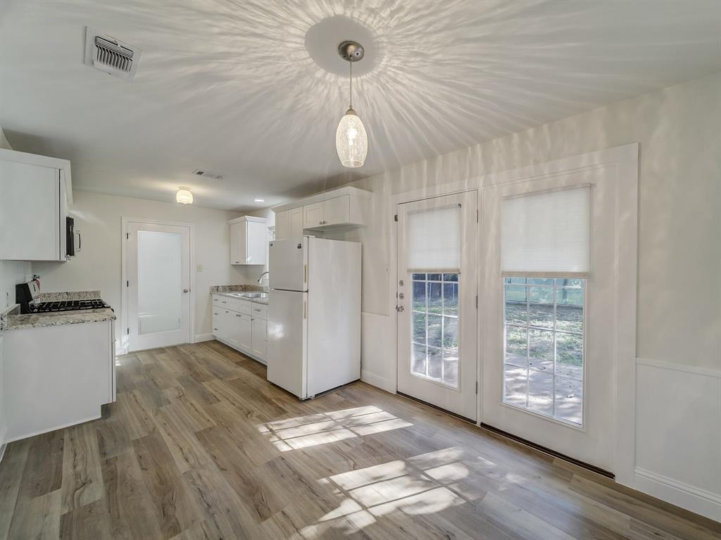 844 Saddle Road White Settlement, TX 76108 - Photo 19 of 27