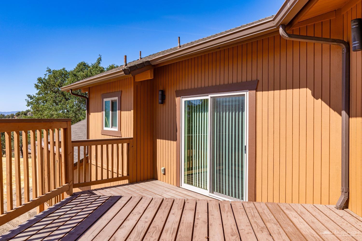 25400 Bear Valley Road Tehachapi, CA 93561 - Photo 36 of 50 Gallery Image 36