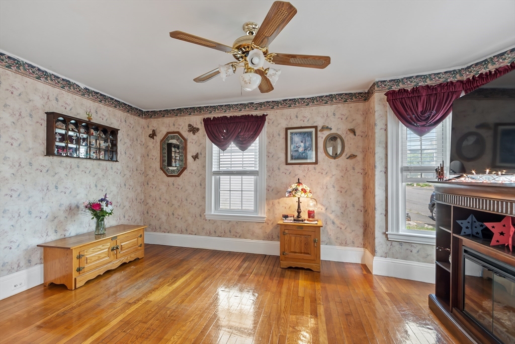 53 Corbett Street Lowell, MA 01852 - Photo 9 of 33