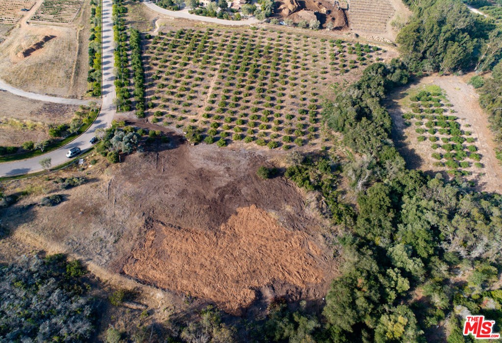 7 Monte Alegre Carpinteria, CA 93013 - Photo 10 of 23 a view of outdoor space