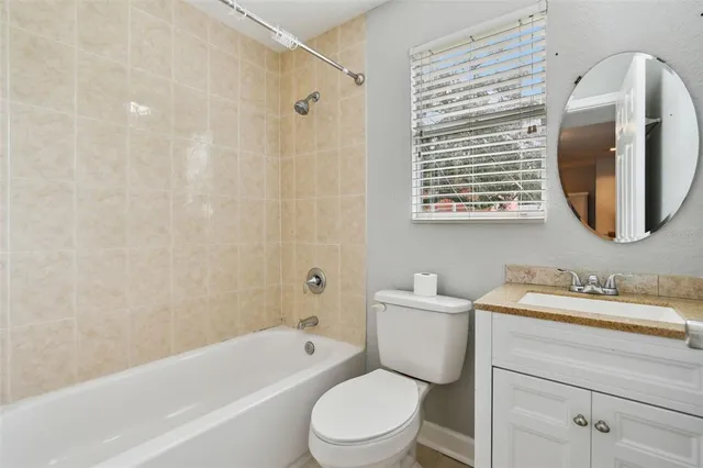 $2,600 | 3901 North Ola Avenue, Tampa, FL 33603