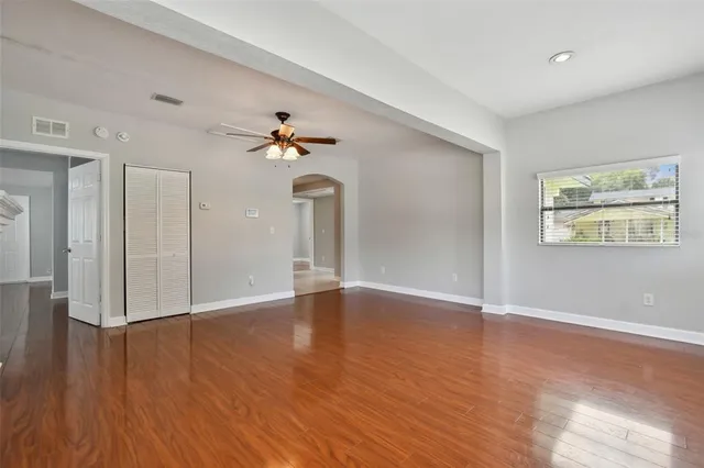 $2,600 | 3901 North Ola Avenue, Tampa, FL 33603