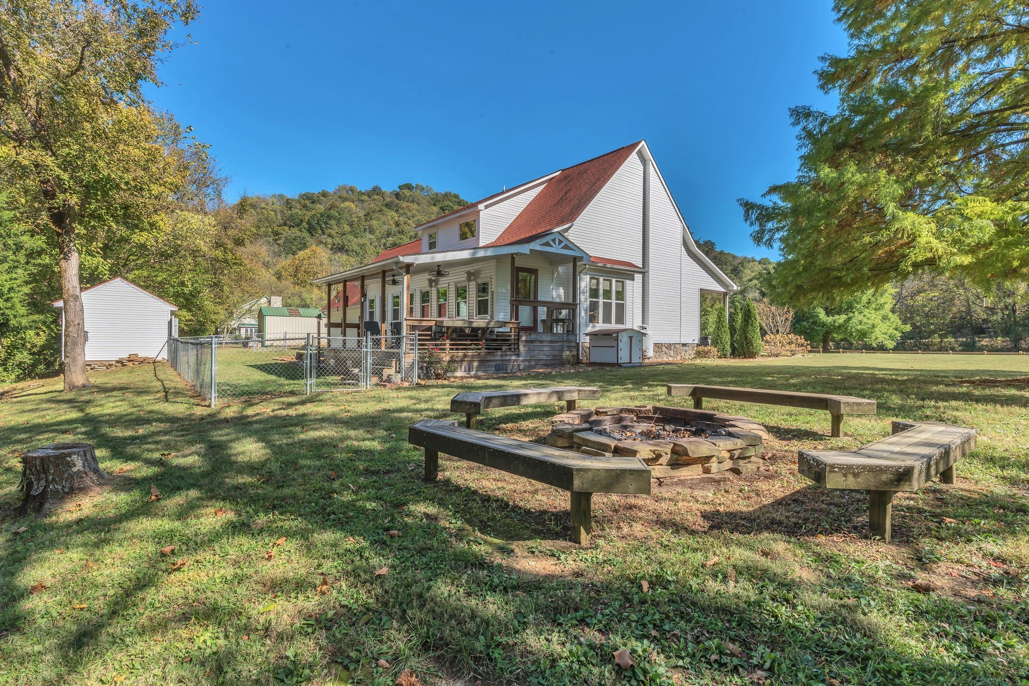6285 Medley Amonette Road Buffalo Valley, TN 38548 - Photo 29 of 41 a front view of a house with garden