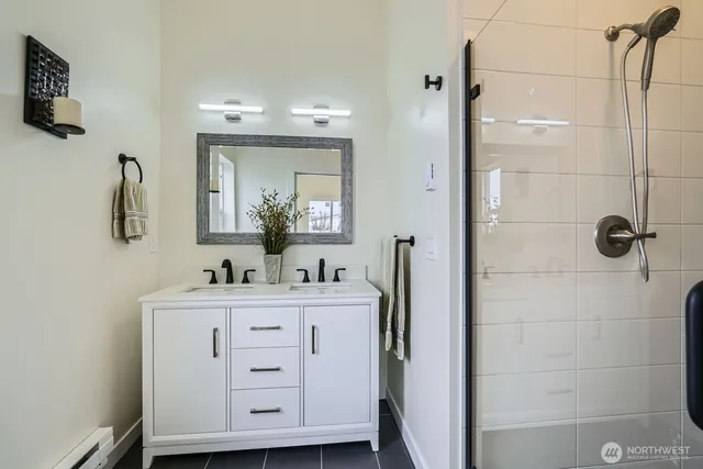 $649,950 | 5928 18th Avenue South, Seattle, WA 98108