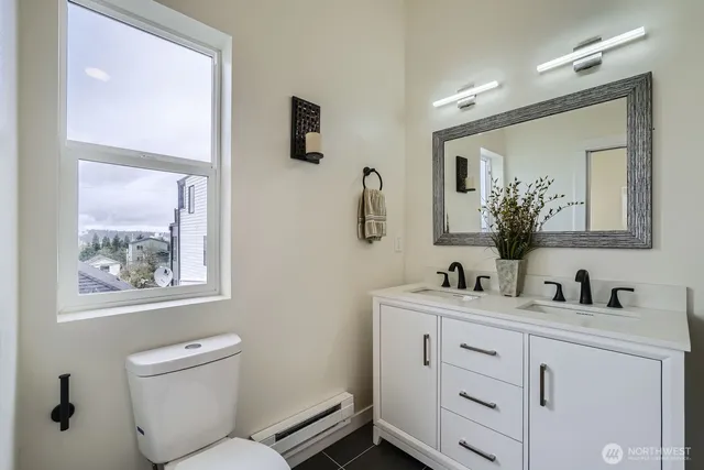 $649,950 | 5928 18th Avenue South, Seattle, WA 98108