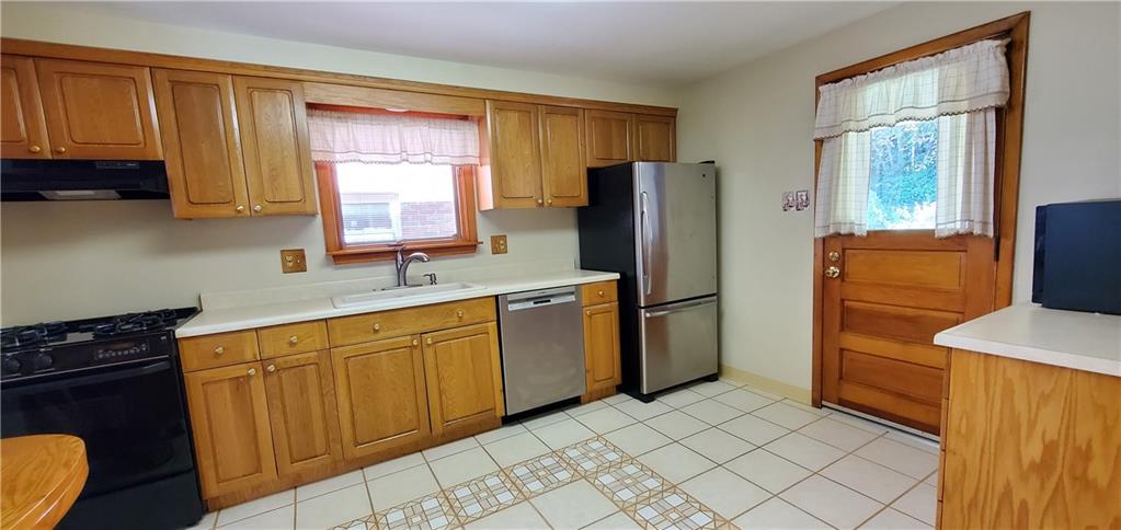1663 Rutherford Avenue Pittsburgh, PA 15216 - Photo 4 of 25 Gallery Image 4